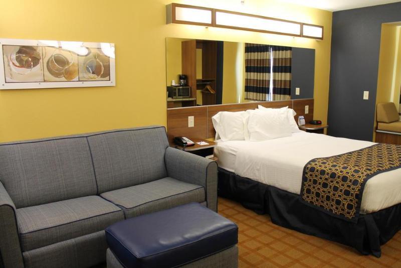 Microtel Inn & Suites - Kearney Exterior photo